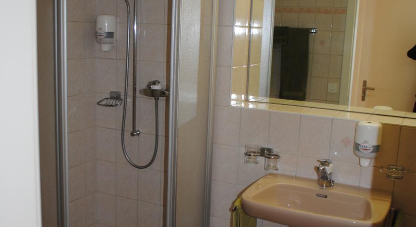 Romont Motel - Hotel La Poularde חדר תמונה